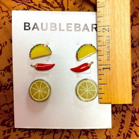 Brand New BaubleBar Set of 3 Pairs Cinco De Mayo Post Earrings Taco Chili Lime - Picture 9 of 13